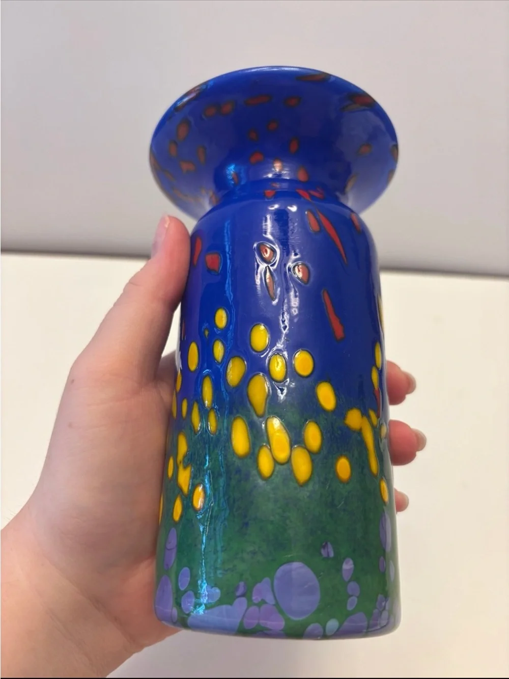 Mad art studio 2002 cobalt blue glass vase with multicolored speckle